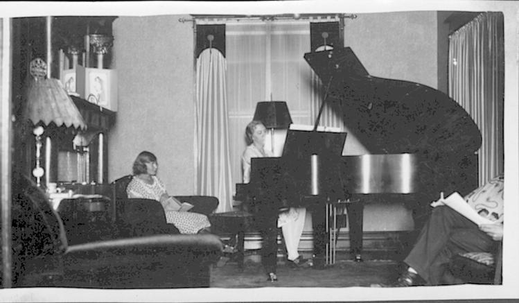 image004.jpg